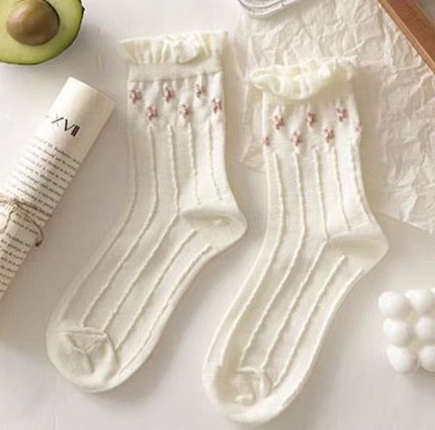 Lolita White Lace Floral Cotton Socks - Juneptune