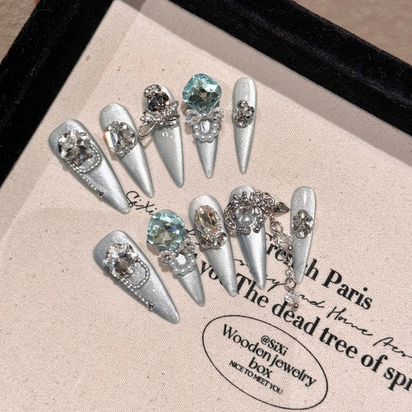 Icy Empress Tips Nails Set