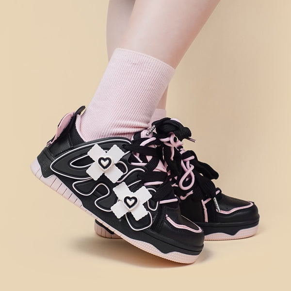 Black & Pink Heart Chunky Sneakers - Juneptune