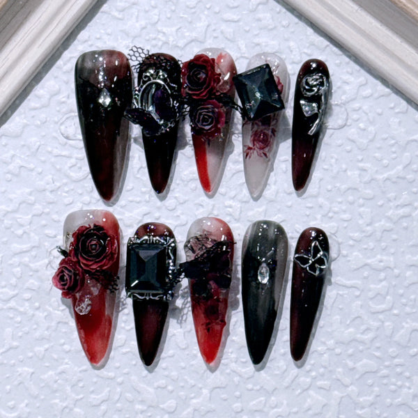Vampire Lace & Roses Nails Set
