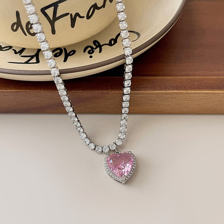 Kawaii Pink Heart Necklace - Juneptune