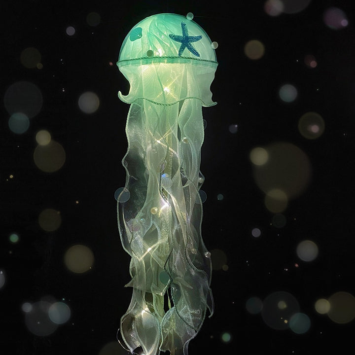 Aesthetic Jellyfish Portable LED Light - Juneptune
