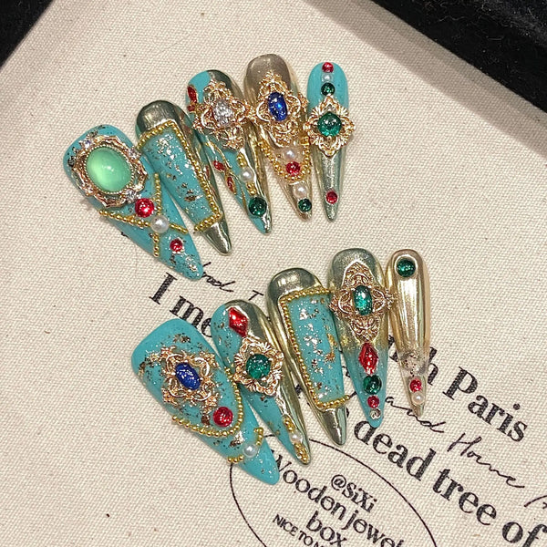 Baroque Heirloom Nails Set