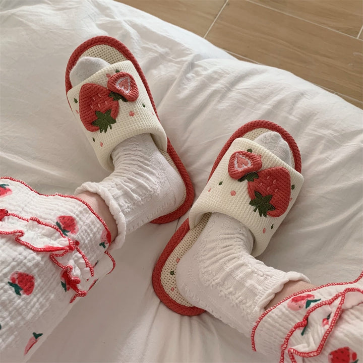 Cute Aesthetic Strawberry Comfy Slippers - Juneptune