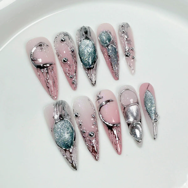 Snow Dust Alien Nails Set