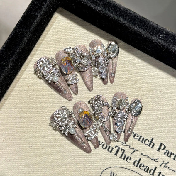Baroque Pink Glam Nails Set