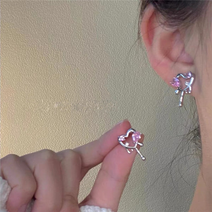 Harajuku Heart Drop Earrings - Juneptune