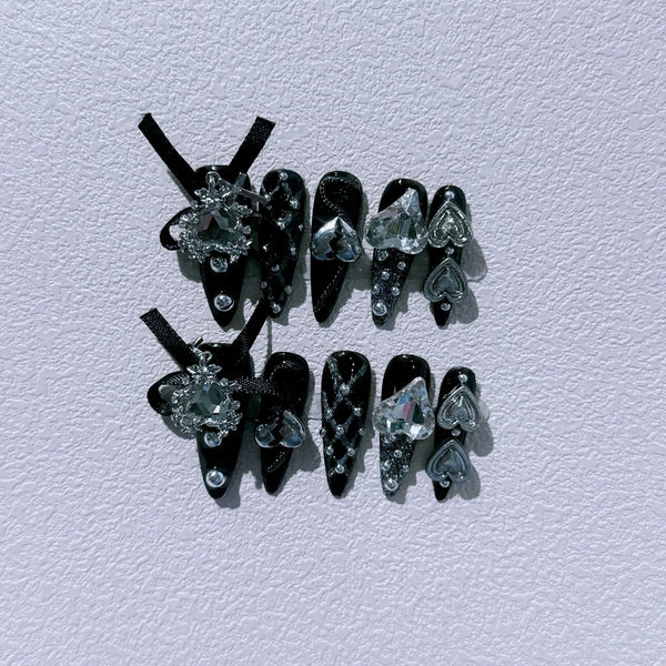 Dark Crystal Doll Nails Set