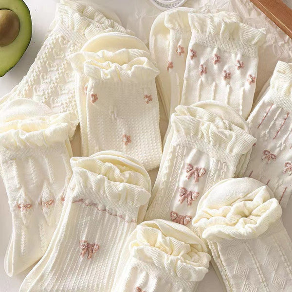 Lolita White Lace Floral Cotton Socks - Juneptune