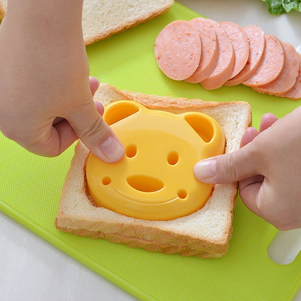 Teddy Bear Shaped Bread Cutter - Juneptune